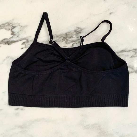 Simply Active • Black Sports Bra - Picture 2 of 5